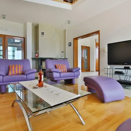 Paradise Apartman *