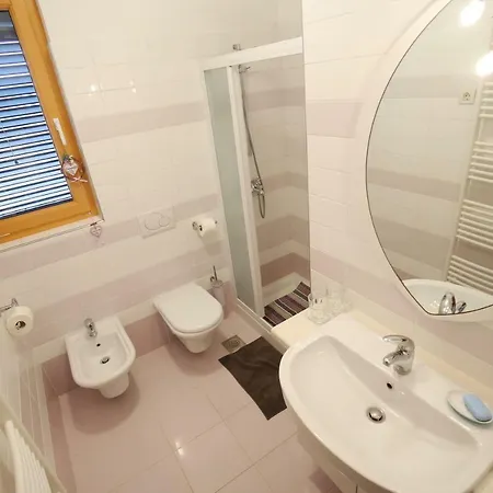 Paradise Apartman *