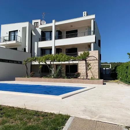 Apartman Paradise *